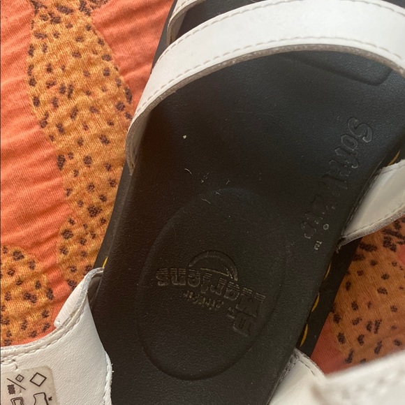 Dr. Martens White Sandals with Chunky Sole - Picture 2 of 3
